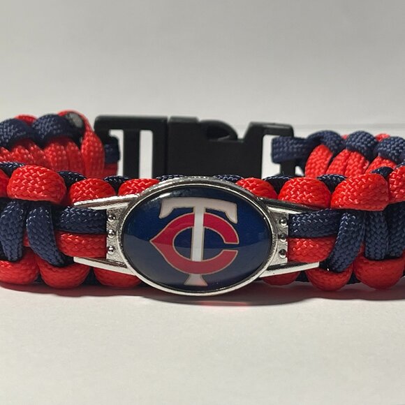 Minnesota Twins MLB Paracord Bracelet NEW - Picture 1 of 2